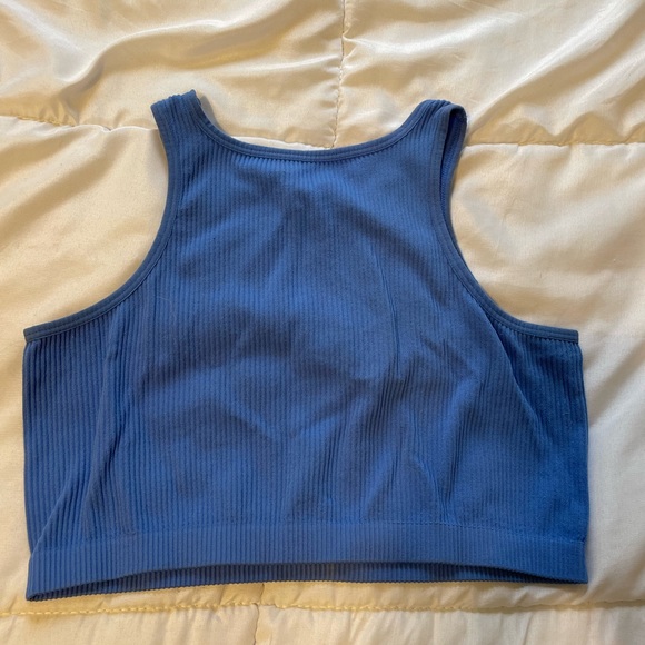 High Neck Crop Top - Picture 2 of 3